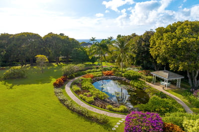 Luxury Villa Photo #5