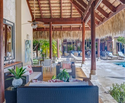 Luxury Villa Photo #18
