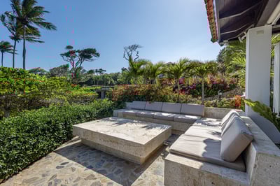 Luxury Villa Photo #16