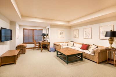 Luxury Villa Photo #22