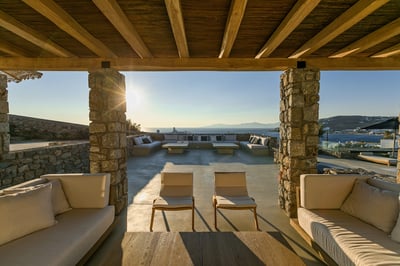 Luxury Villa Photo #24