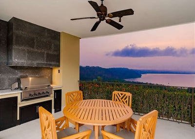 Luxury Villa Photo #2