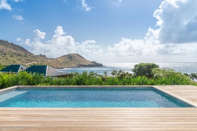 Luxury Villa Photo #3