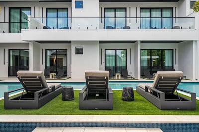 Luxury Villa Photo #17