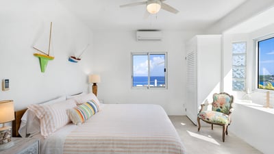 Luxury Villa Photo #41