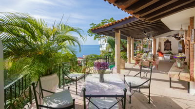 Luxury Villa Photo #34