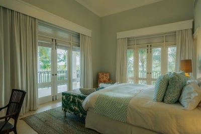 Luxury Villa Photo #42