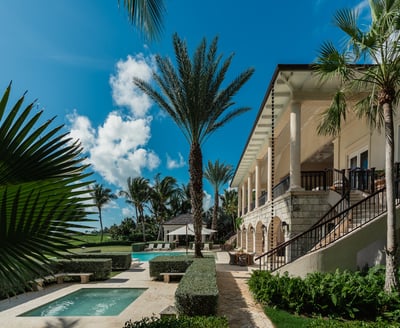 Luxury Villa Photo #10