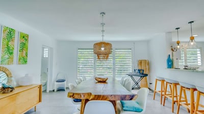 Luxury Villa Photo #16