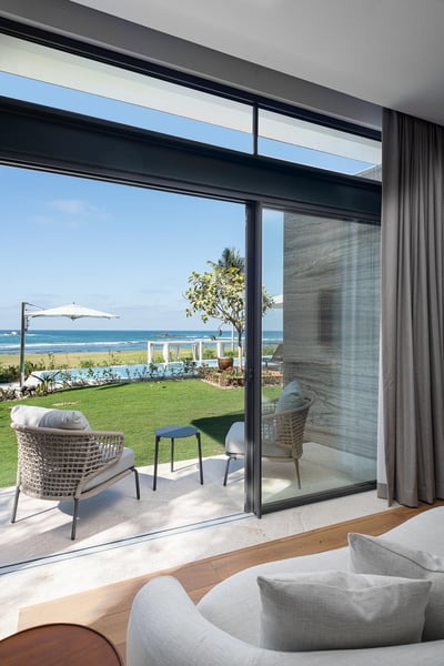Luxury Villa Photo #40