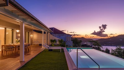 Luxury Villa Photo #9