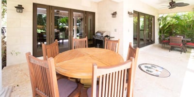 Luxury Villa Photo #3
