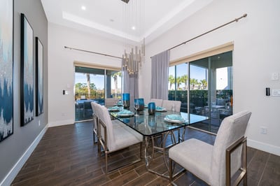 Luxury Villa Photo #24