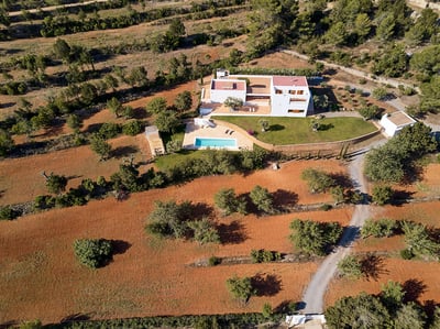 Luxury Villa Photo #27
