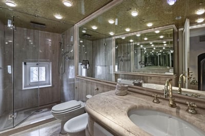 Luxury Villa Photo #25