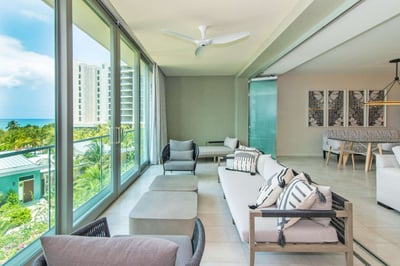 Luxury Villa Photo #15