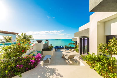 Luxury Villa Photo #13