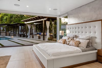 Luxury Villa Photo #36