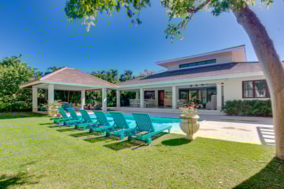 Luxury Villa Photo #3