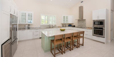 Luxury Villa Photo #16
