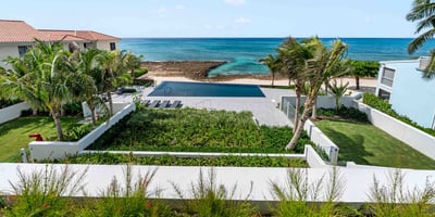 Luxury Villa Photo #37