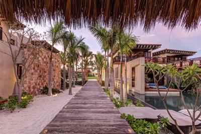 Luxury Villa Photo #8