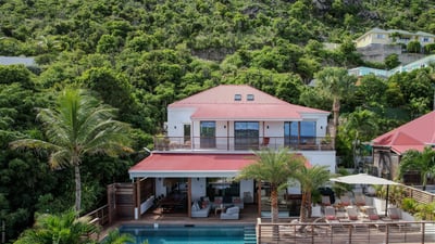 Luxury Villa Photo #6