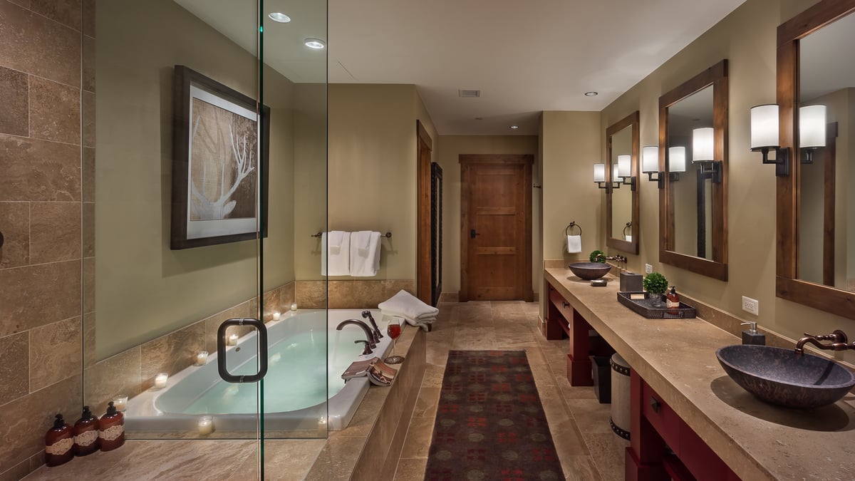 Summit Peak Penthouse