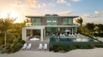 Luxury Villa Photo #13