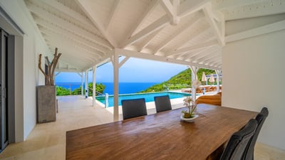 Luxury Villa Photo #11