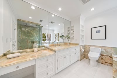 Luxury Villa Photo #36