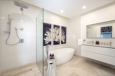 Luxury Villa Photo #22
