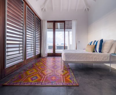 Luxury Villa Photo #30