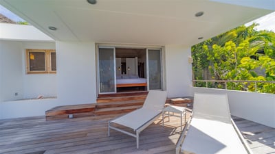 Luxury Villa Photo #12