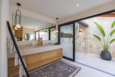 Luxury Villa Photo #53