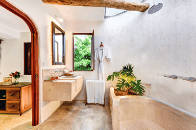 Luxury Villa Photo #22