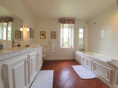 Luxury Villa Photo #20