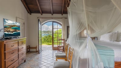 Luxury Villa Photo #14