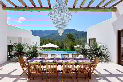Luxury Villa Photo #5