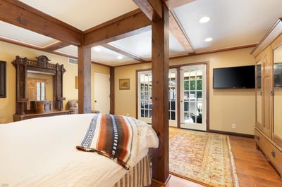 Luxury Villa Photo #36