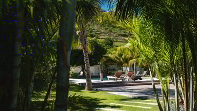 Luxury Villa Photo #23