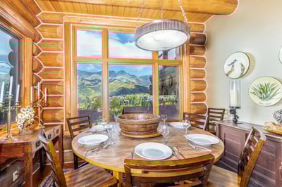 Luxury Villa Photo #6