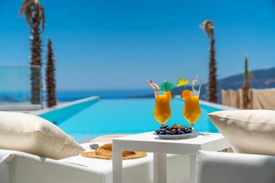 Luxury Villa Photo #7
