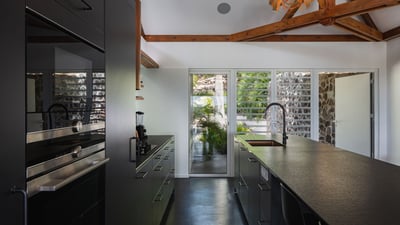 Luxury Villa Photo #17
