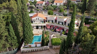 Villa Supetrus Palace