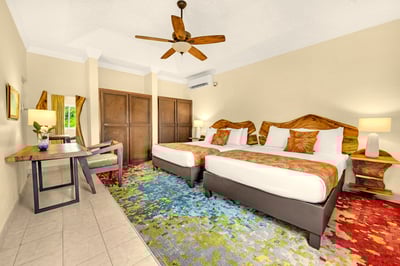 Luxury Villa Photo #22