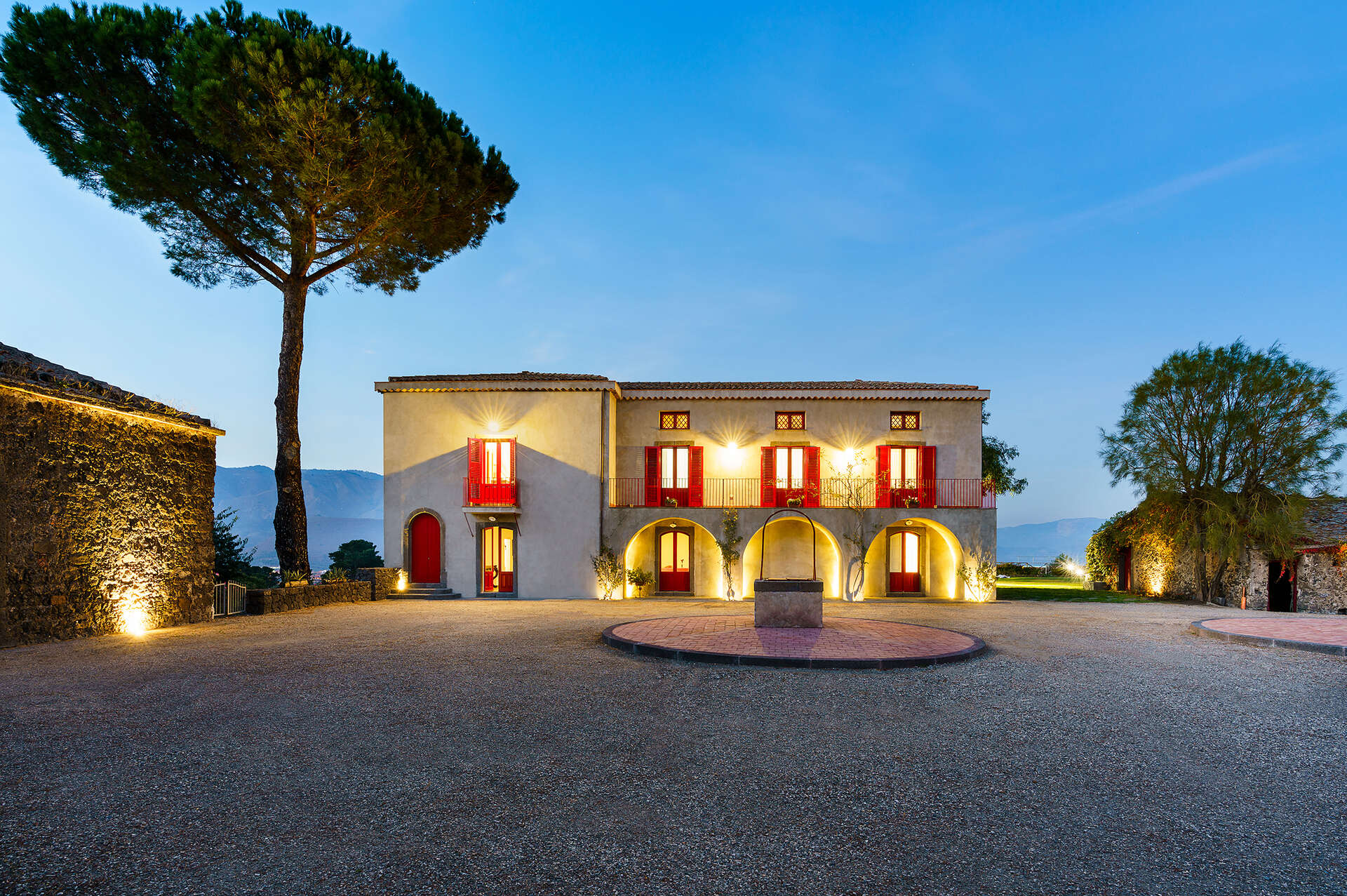 Etna Retreat - 2