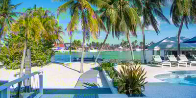 Luxury Villa Photo #9
