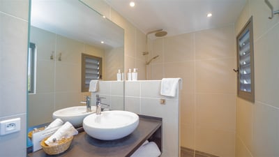 Luxury Villa Photo #50