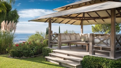 Luxury Villa Photo #6
